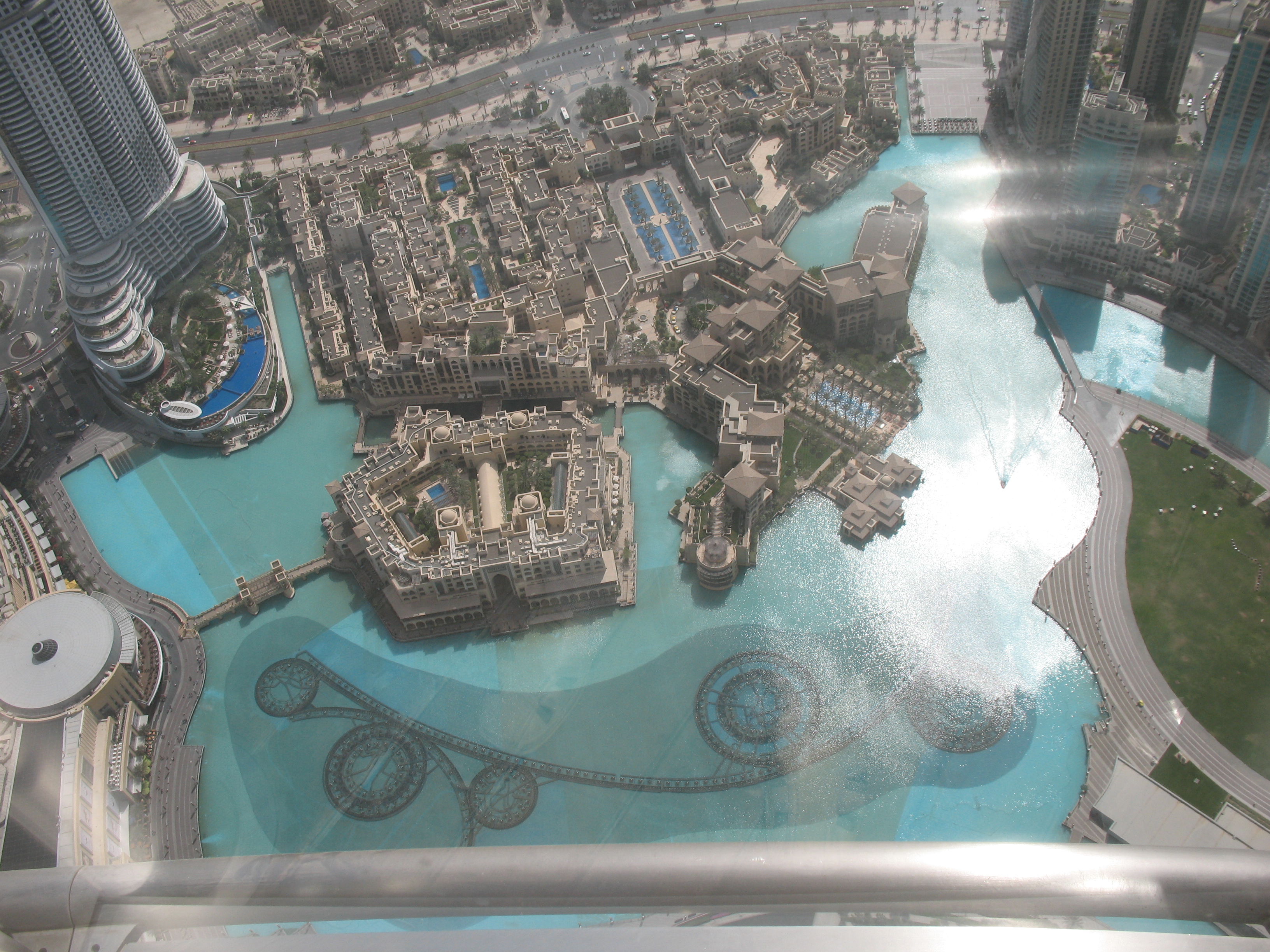 Burj Khalifa image 3